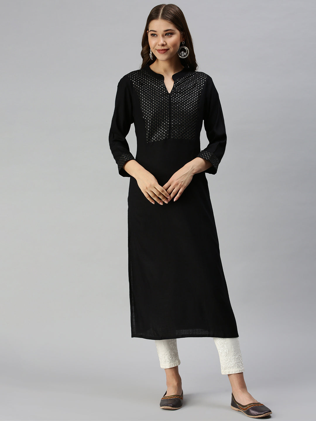 Women's Black Solid Straight Kurta