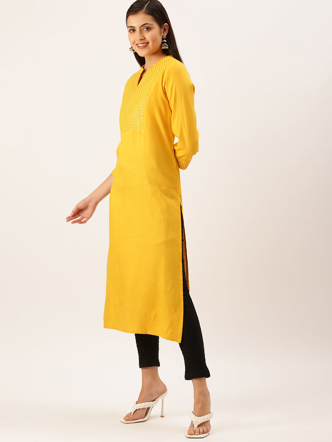 Women's Yellow Solid Straight Kurta