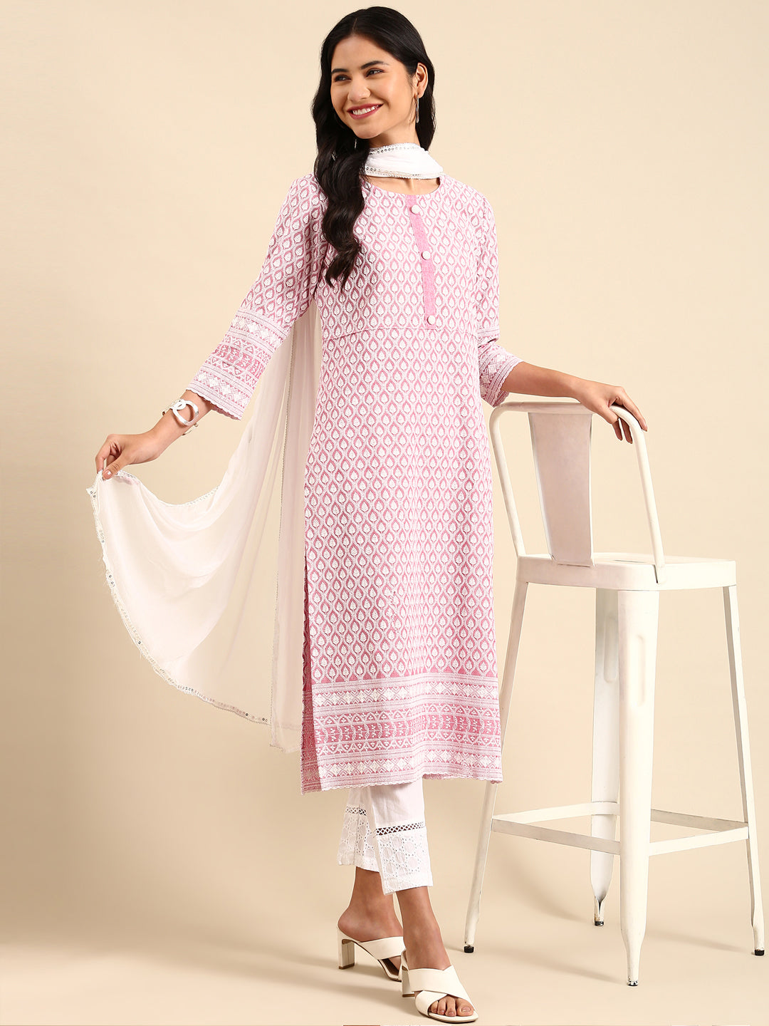 Women's Pink Embroidered Kurta Set