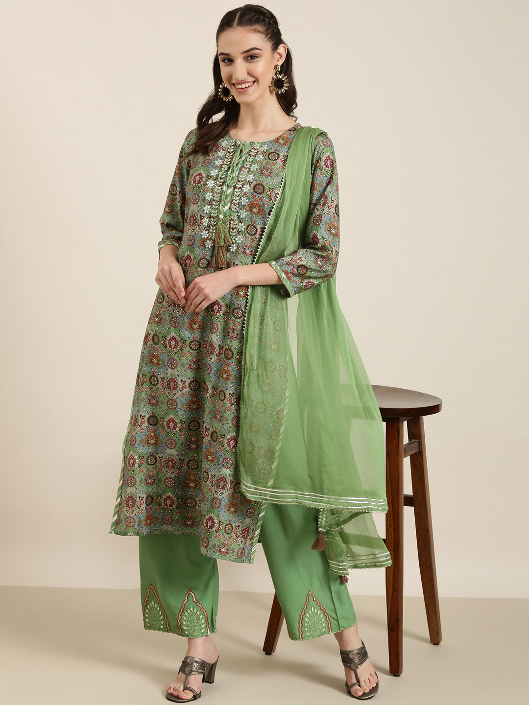 Women Green Floral Kurta Set