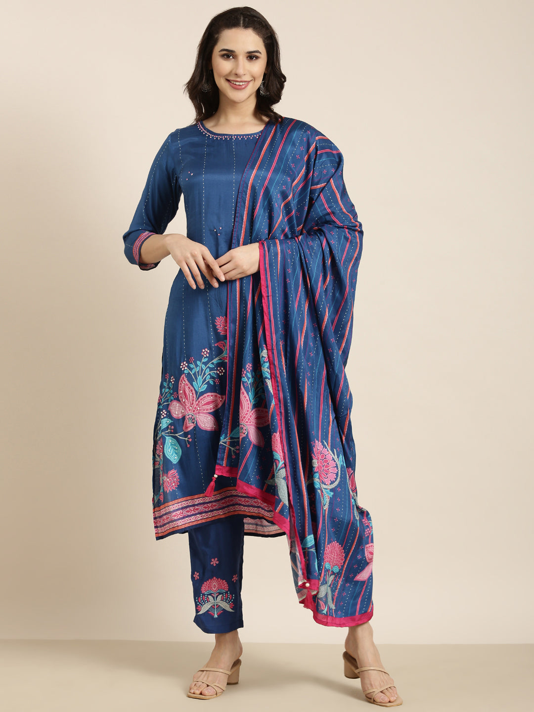 Women Straight Blue Floral Kurta and Trousers Set Comes With Dupatta