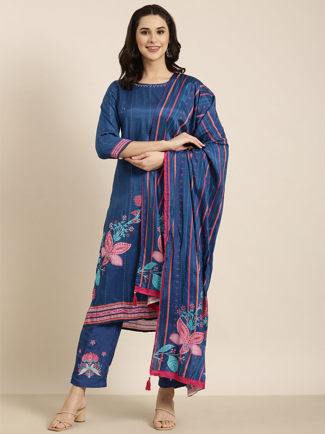 Women Straight Blue Floral Kurta and Trousers Set Comes With Dupatta