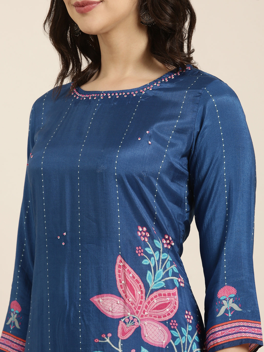 Women Straight Blue Floral Kurta and Trousers Set Comes With Dupatta