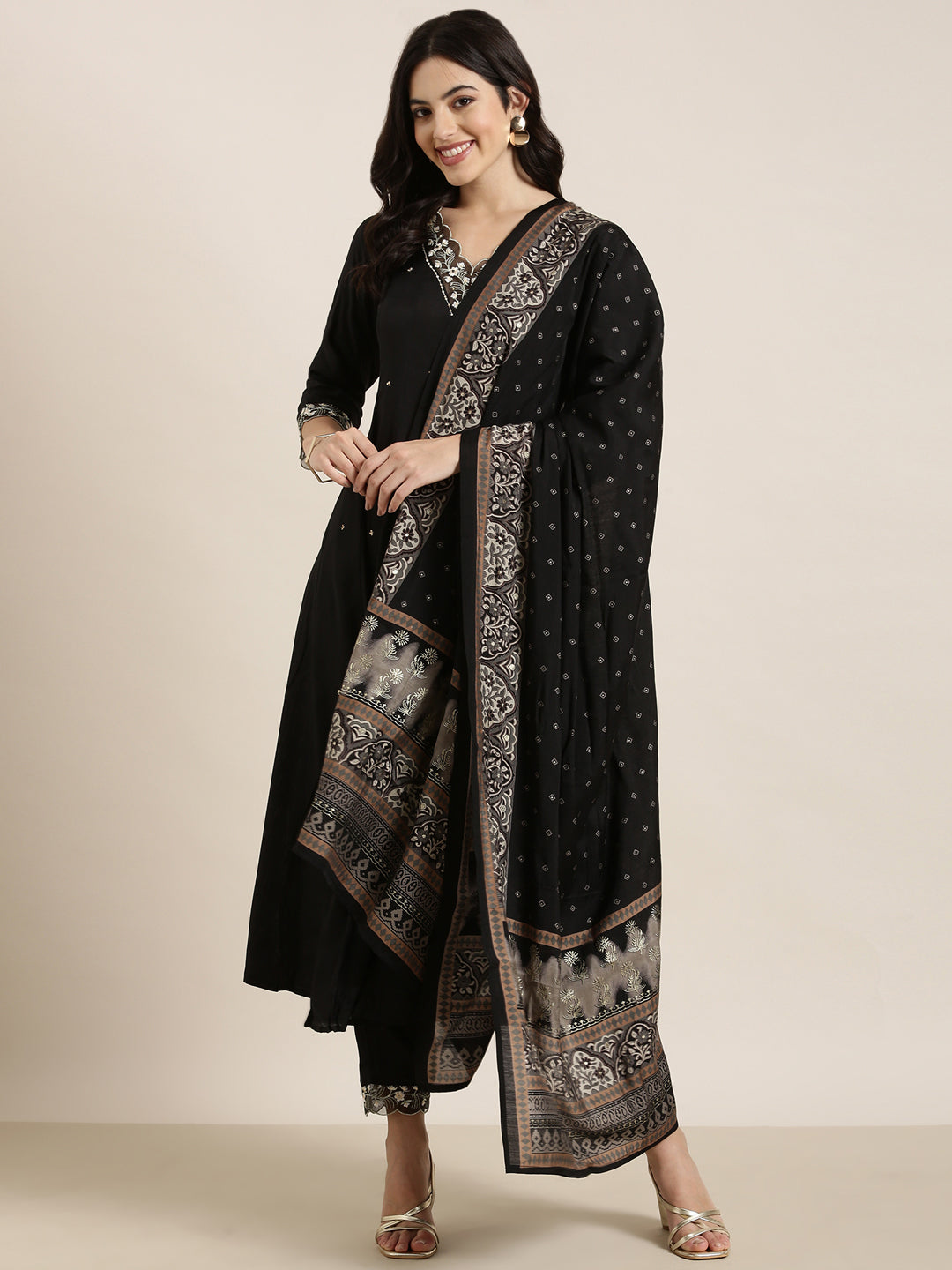 Women's Anarkali Black Solid Kurta and Trousers Set Comes With Dupatta