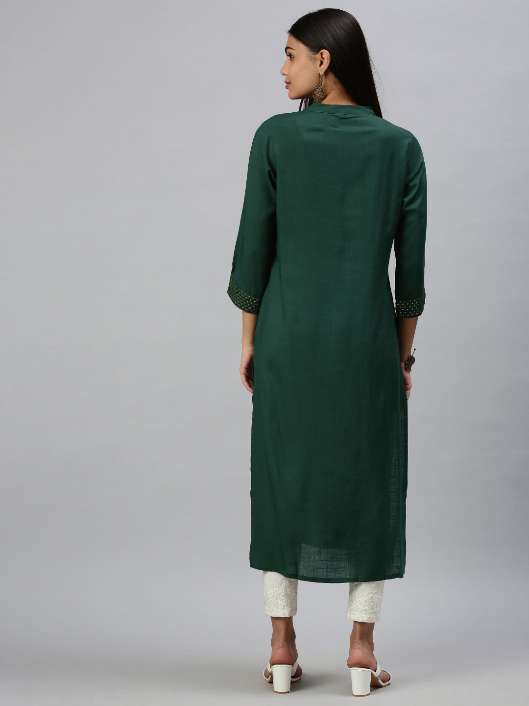 Women's Green Solid Straight Kurti