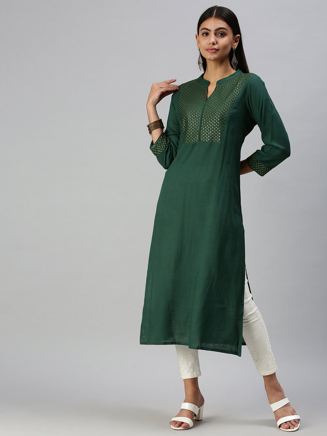 Women's Green Solid Straight Kurti