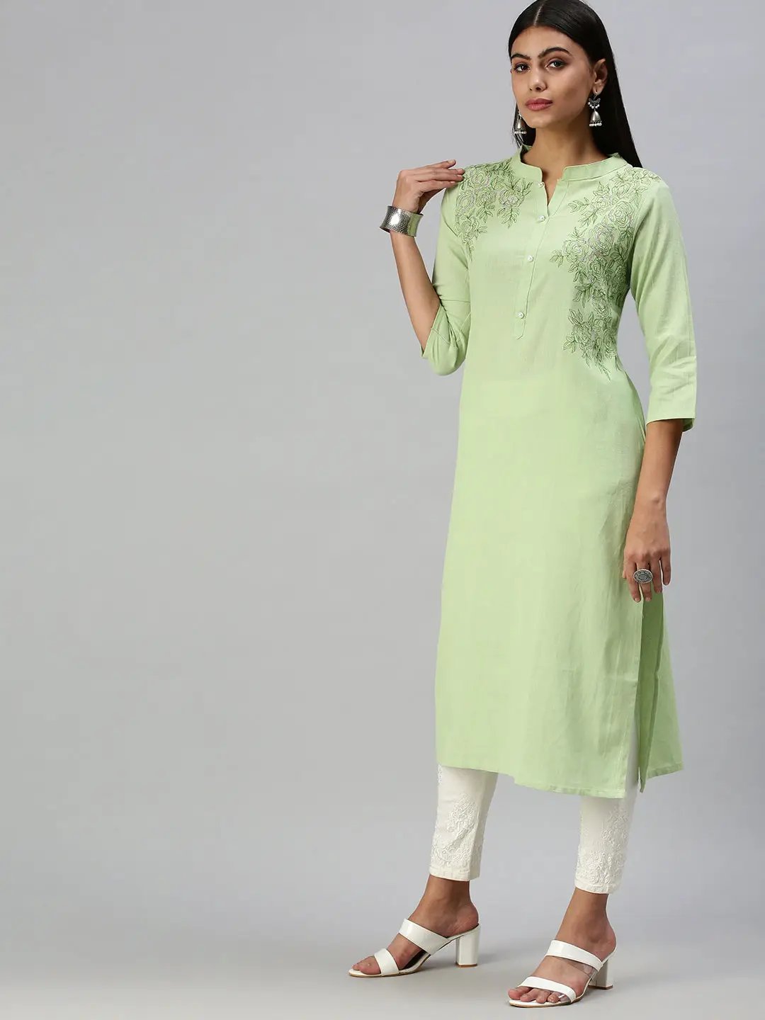 Women's Green Solid Straight Kurta