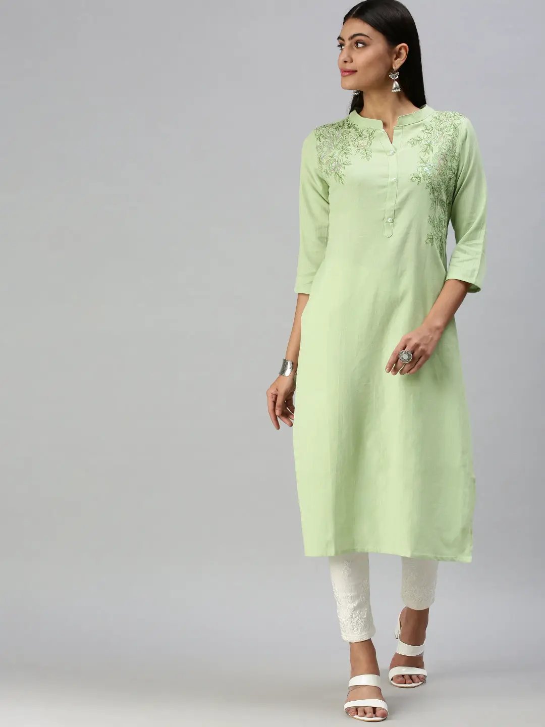 Women's Green Solid Straight Kurta