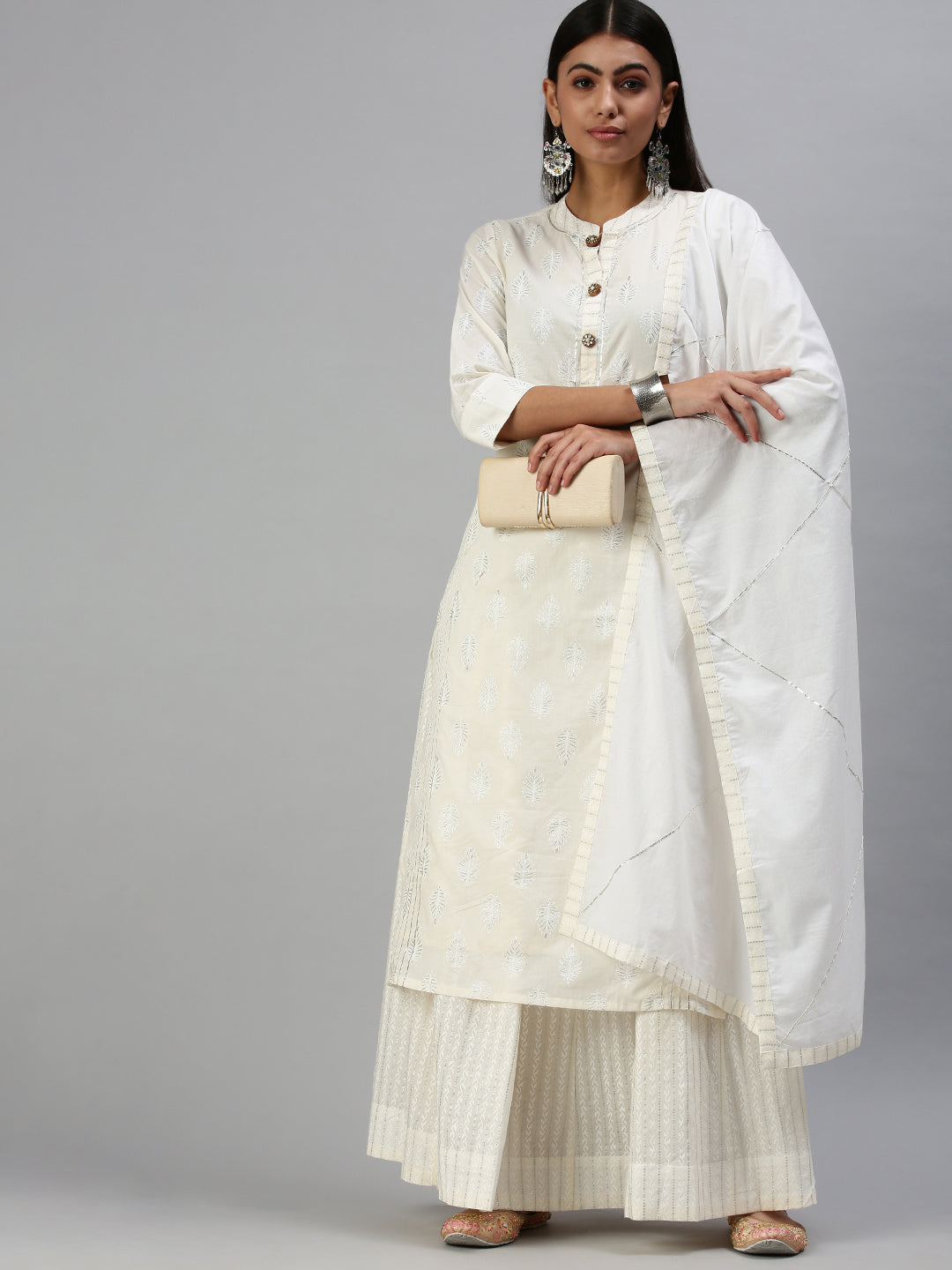 Women's Off White Printed Kurta Sets