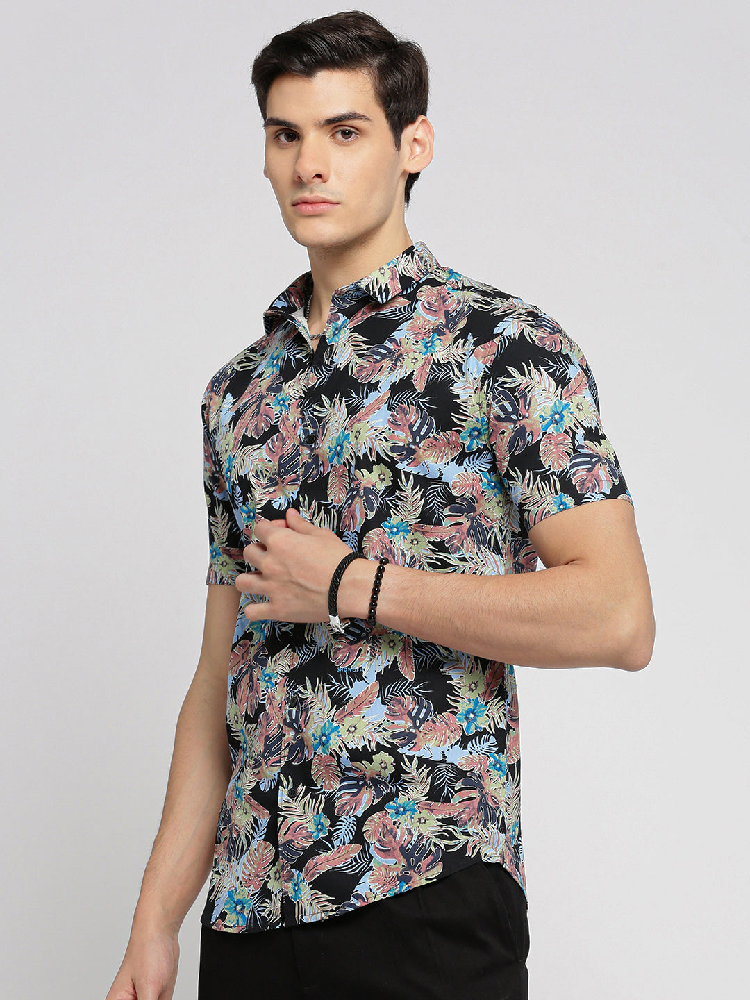 Men Black Spread Collar Floral Shirt