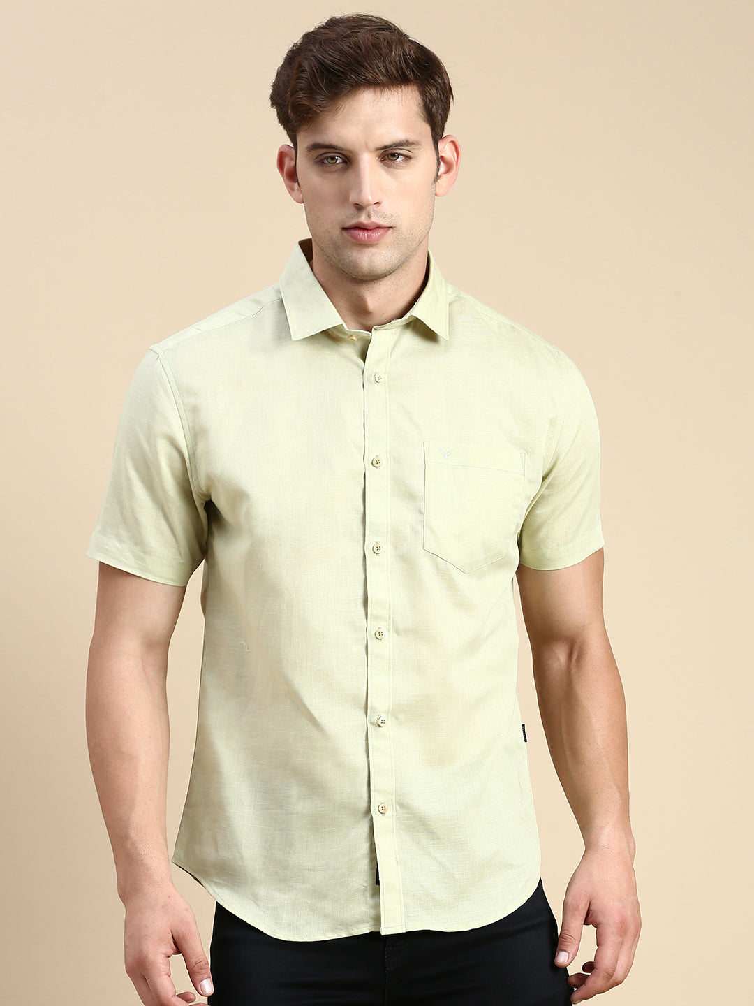 Men Green Solid Casual Shirt