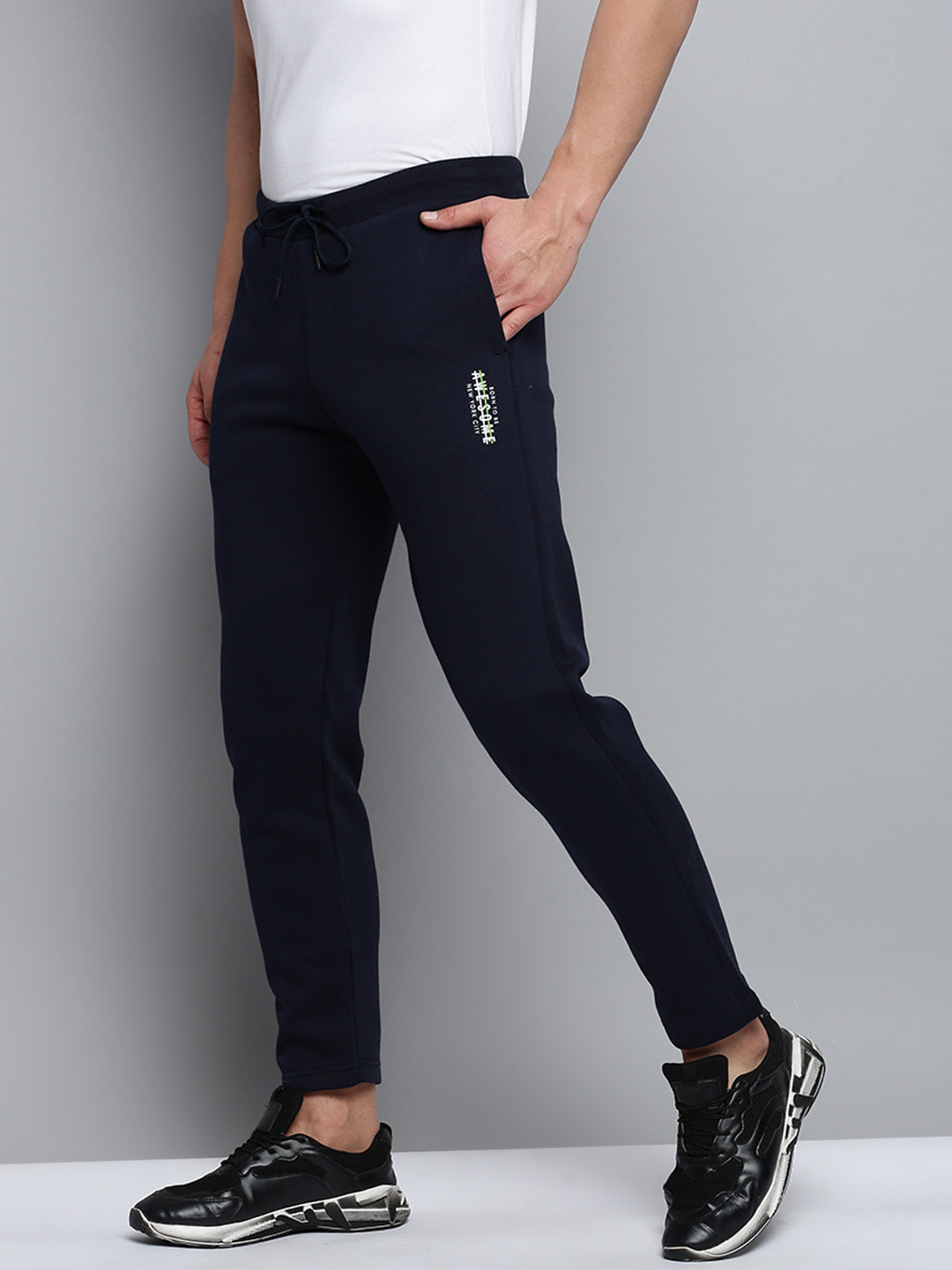 Men Navy Solid Casual Track Pant