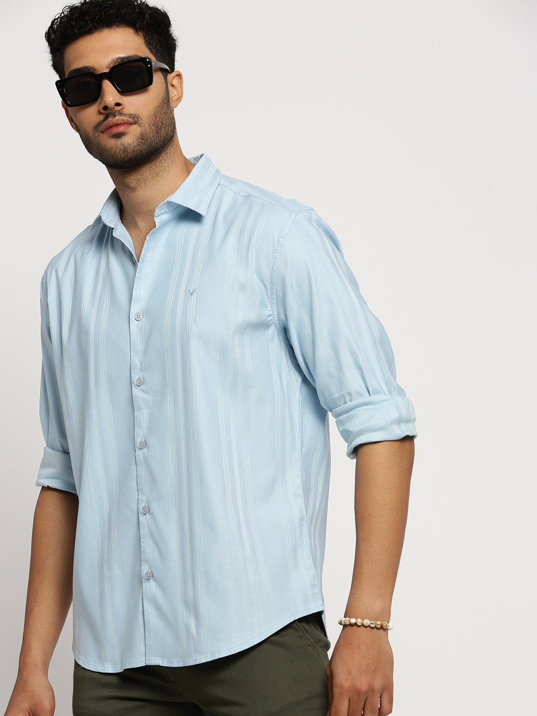 Men Blue Spread Collar Vertical Stripes Shirt