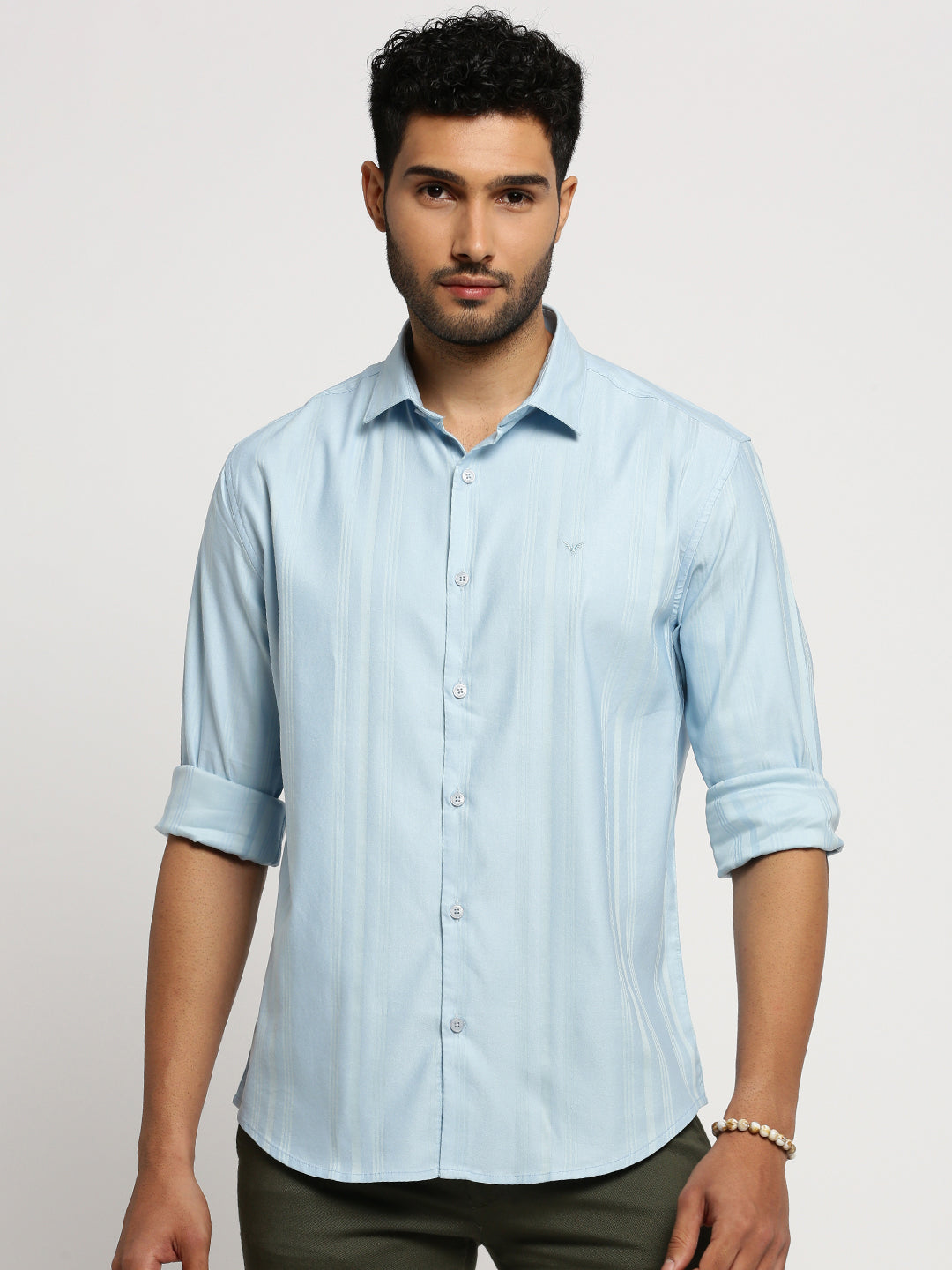 Men Blue Spread Collar Vertical Stripes Shirt