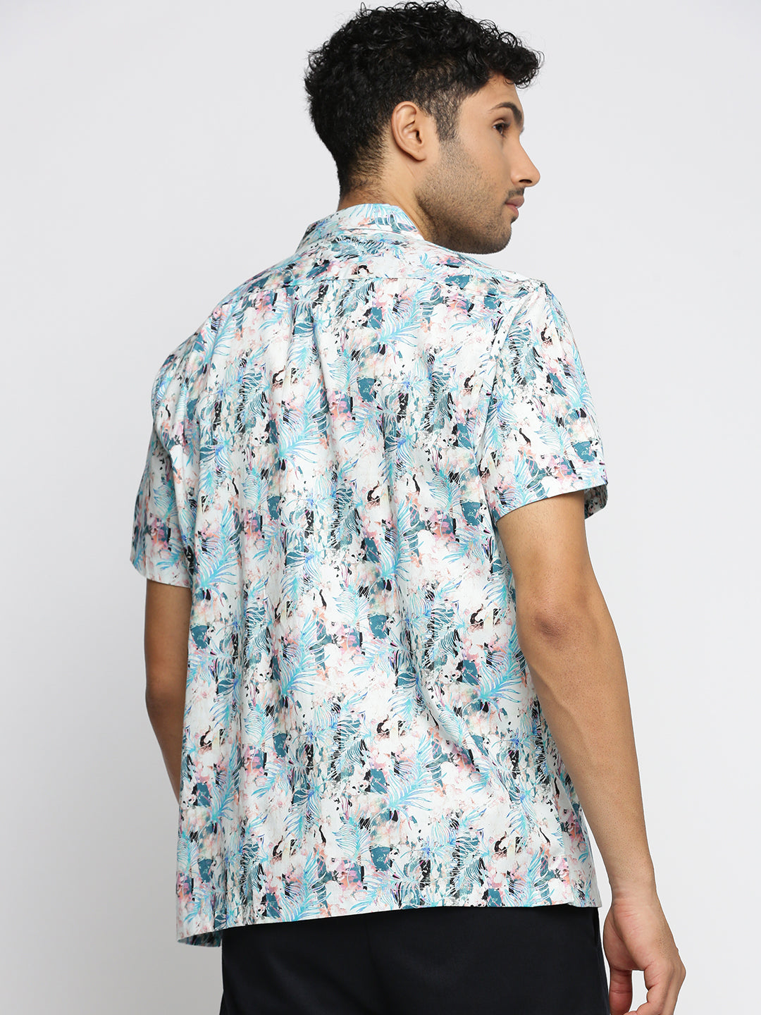 Men Blue Cuban Collar Abstract Shirt