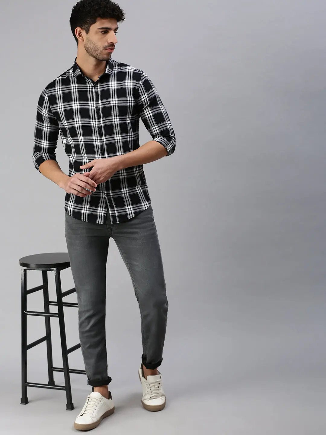 Men's Black Checked Casual Shirt