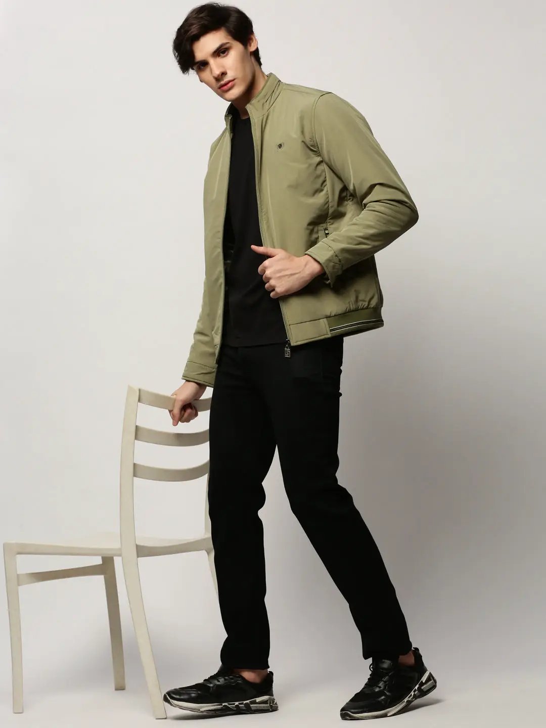 Men's Green Solid Casual Bomber Jackets