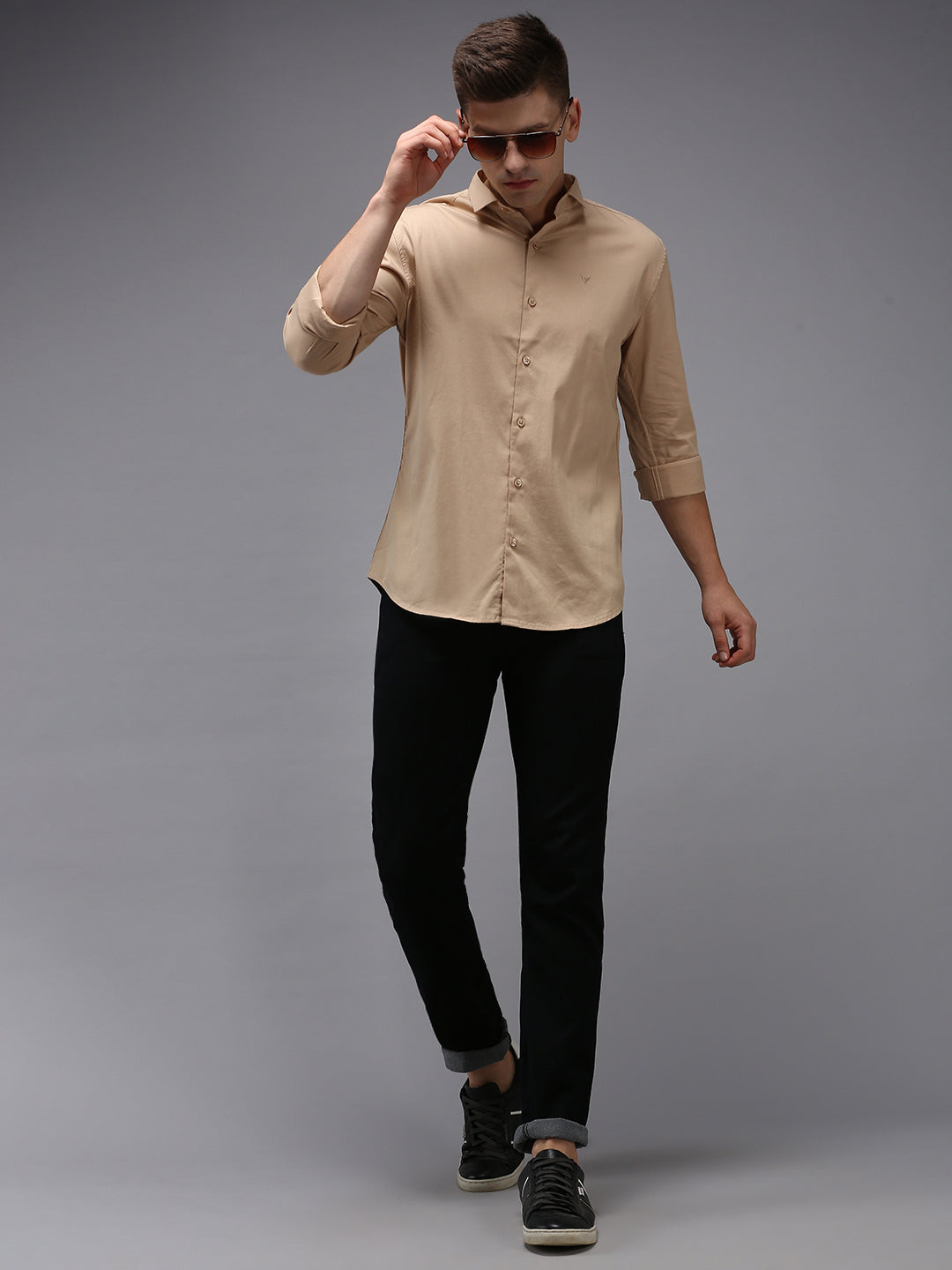 Men's Beige Solid Casual Shirt