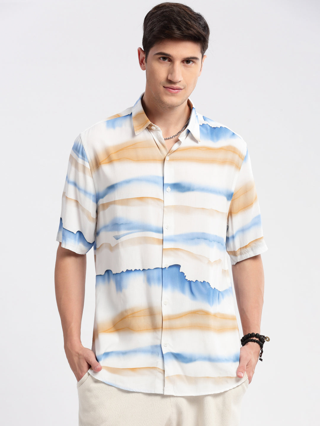 Men's Off White Standard Slim Fit Printed Cotton Casual Shirt